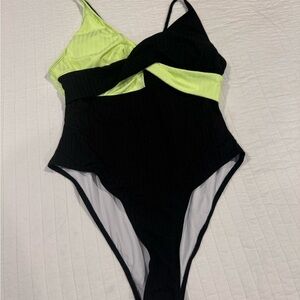 Shein one piece swimsuit black and neon green size 1X